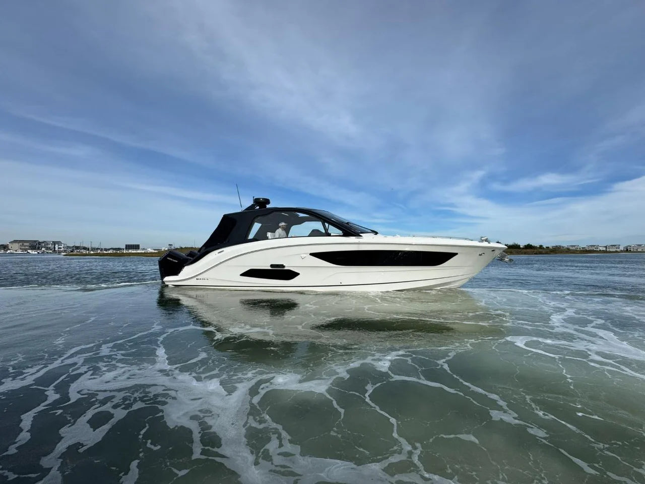 2026 Sea Ray Sundancer 370 Outboard 37.0 feet, Clearwater, Florida #10