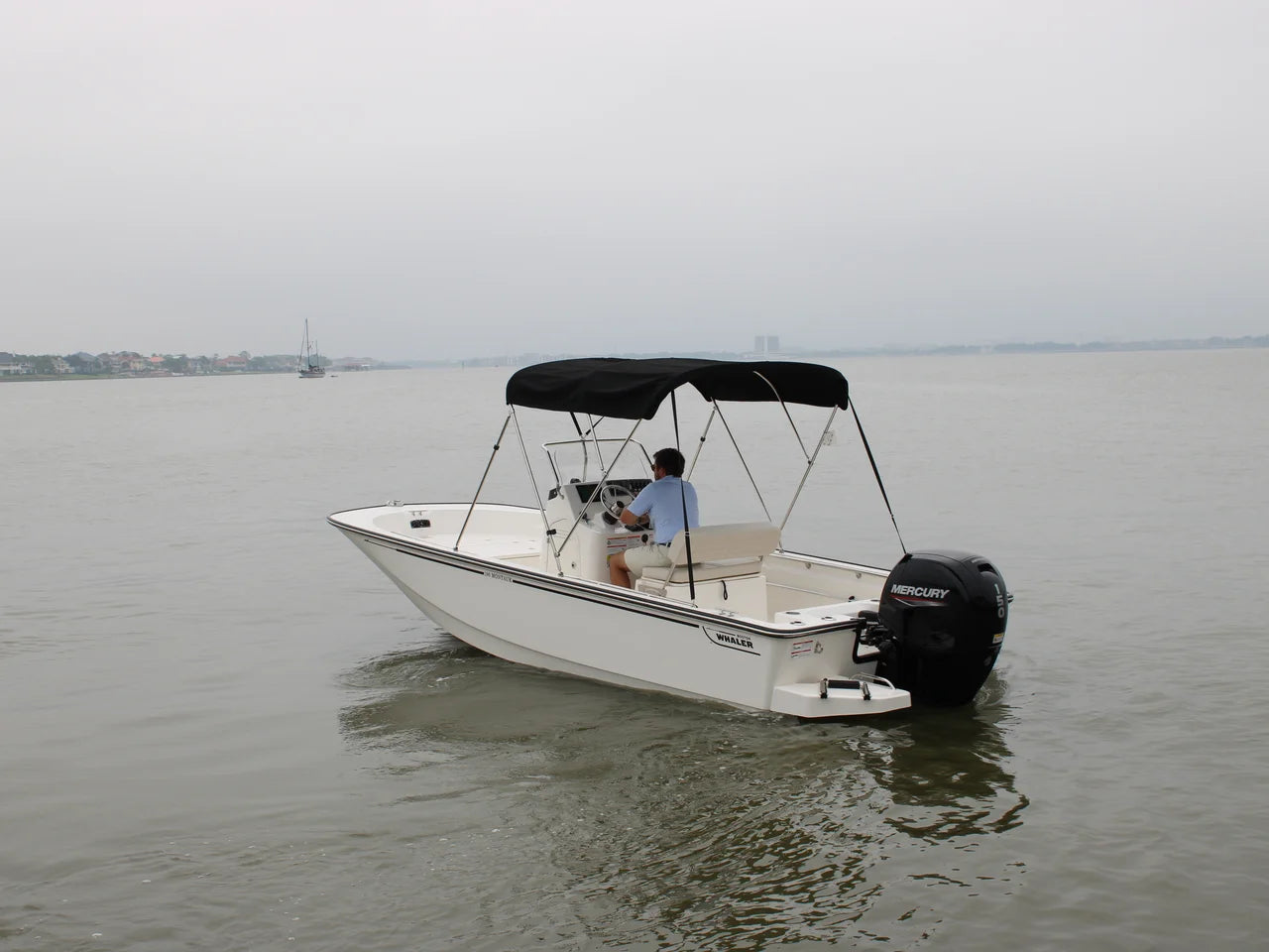 2026 Boston Whaler 190 Montauk 19.0 feet, Clearwater, Florida #2
