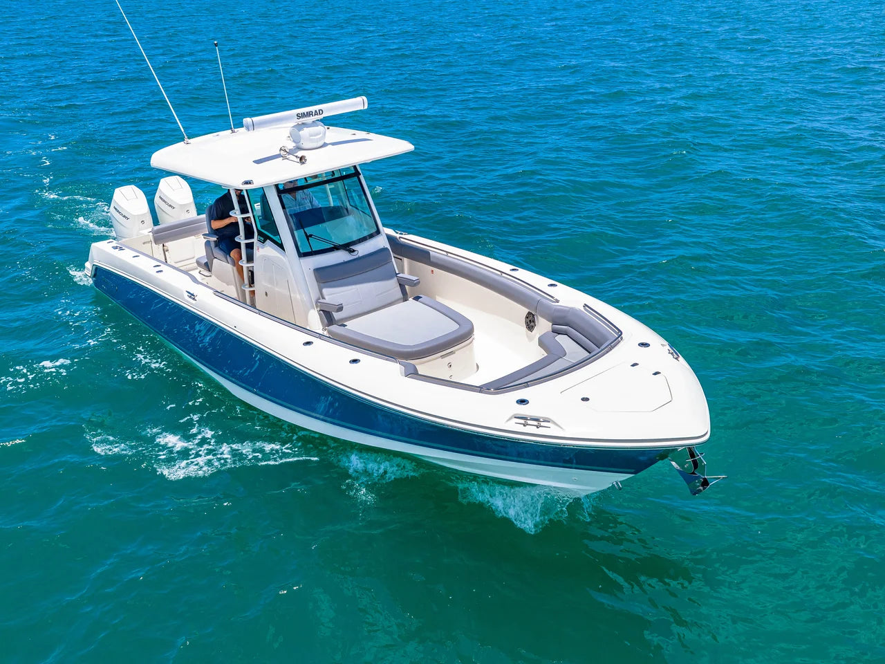 2026 Boston Whaler 330 Outrage 33.0 feet, Clearwater, Florida #10