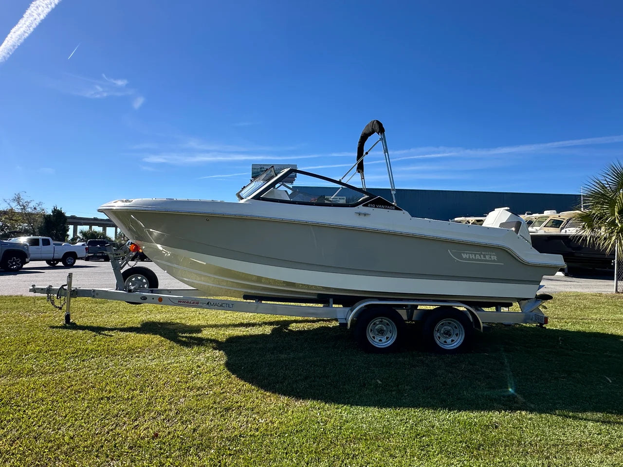 2025 Boston Whaler 210 Vantage 21.0 feet, Clearwater, Florida #4