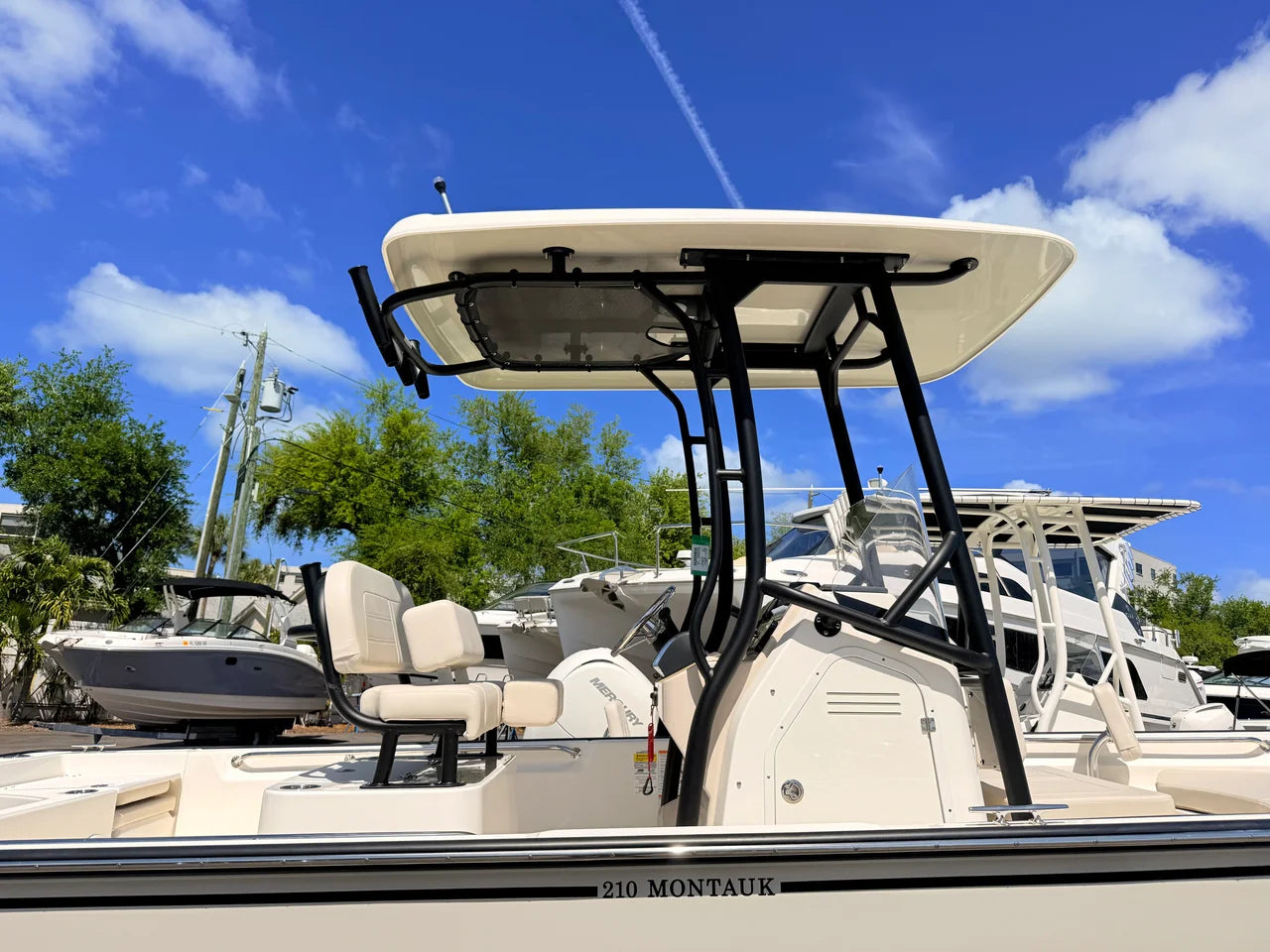 2026 Boston Whaler 210 Montauk 21.0 feet, Clearwater, Florida #2