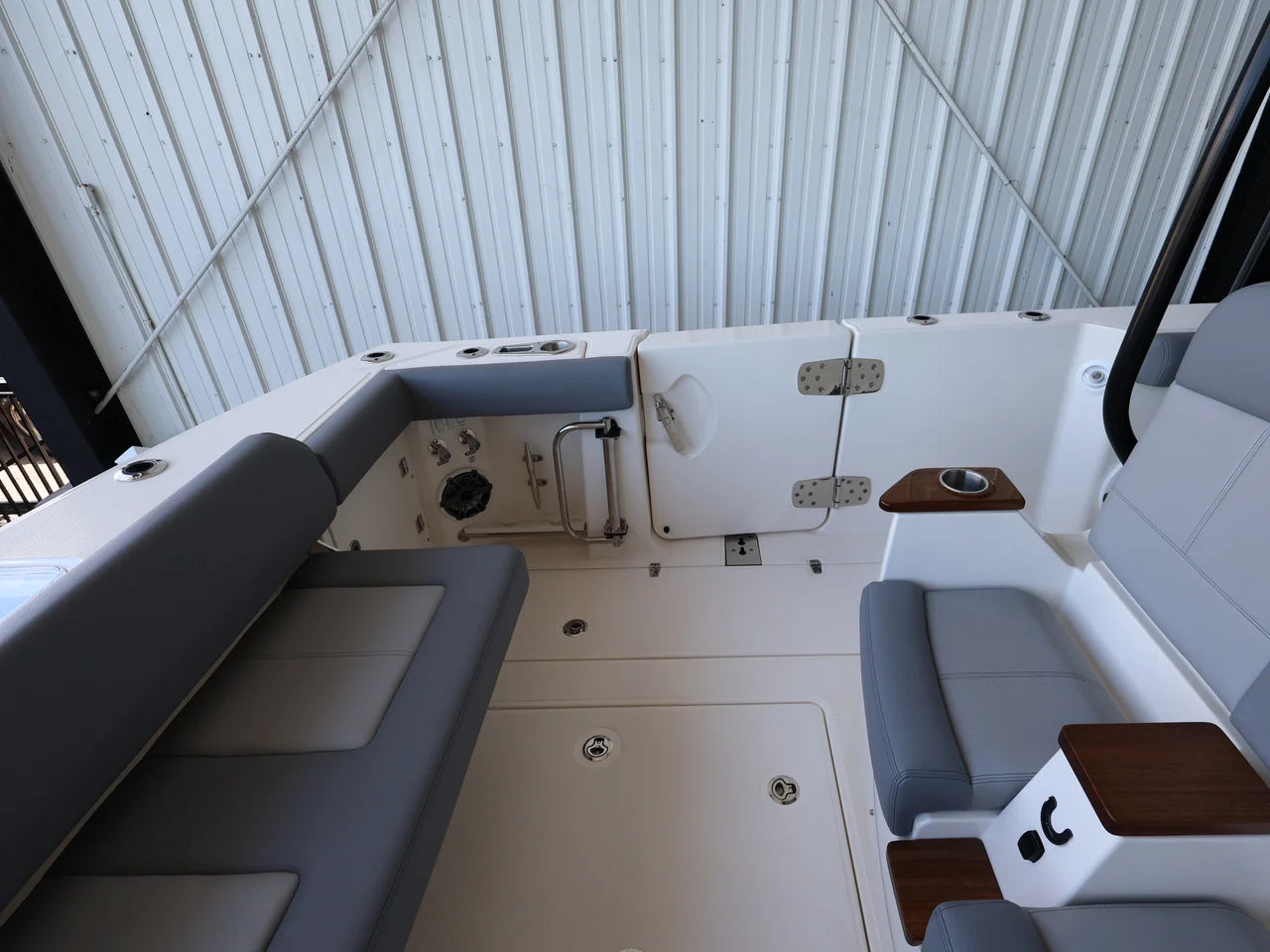 2026 Boston Whaler 360 Outrage 36.0 feet, Clearwater, Florida #18
