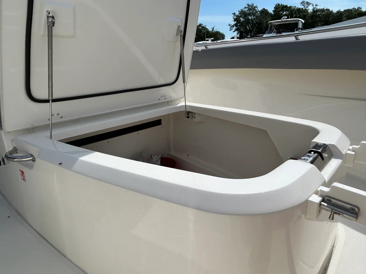 2026 Boston Whaler 280 Outrage 28.0 feet, Clearwater, Florida #35