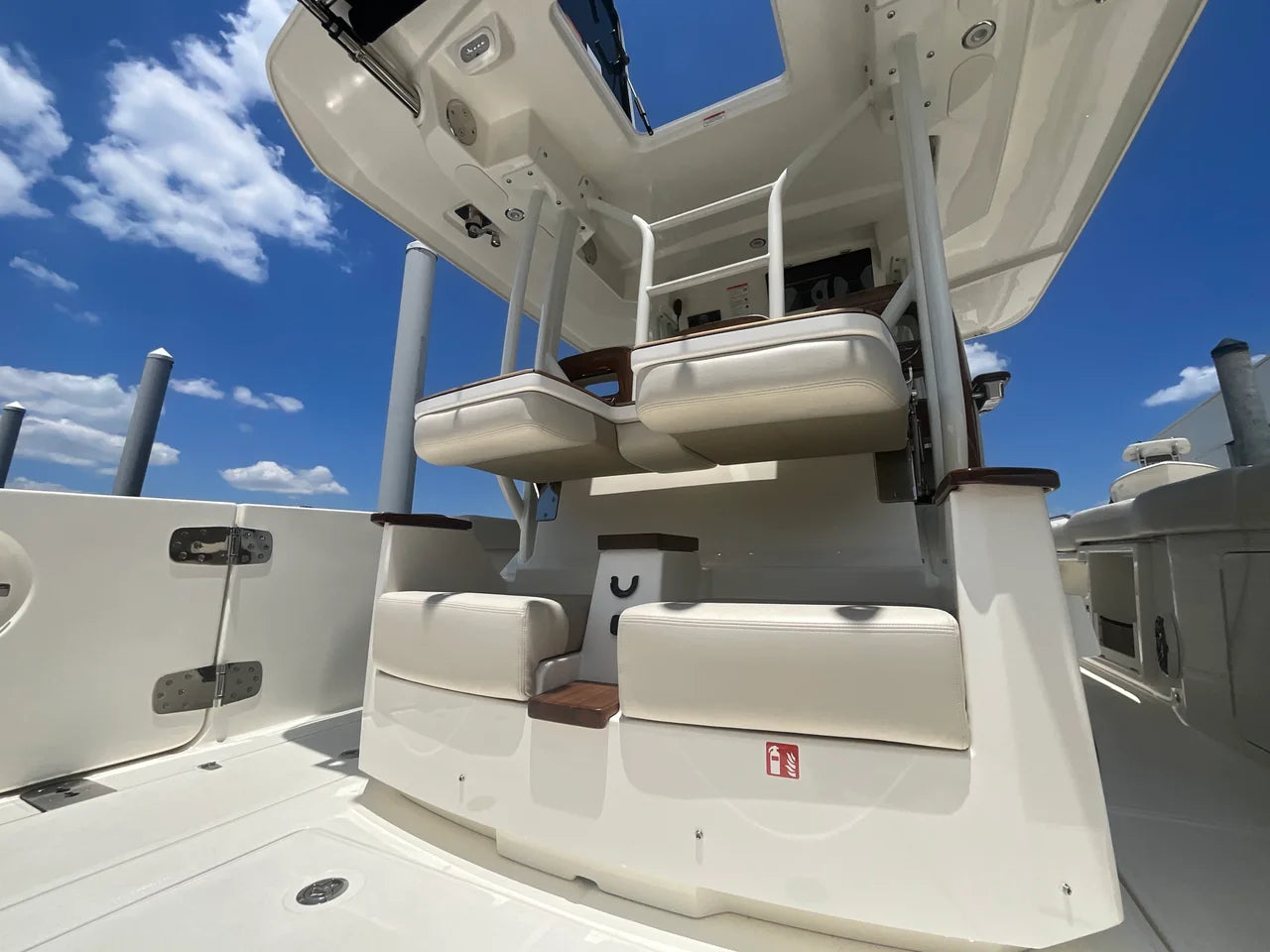 2026 Boston Whaler 360 Outrage 36.0 feet, Clearwater, Florida #10