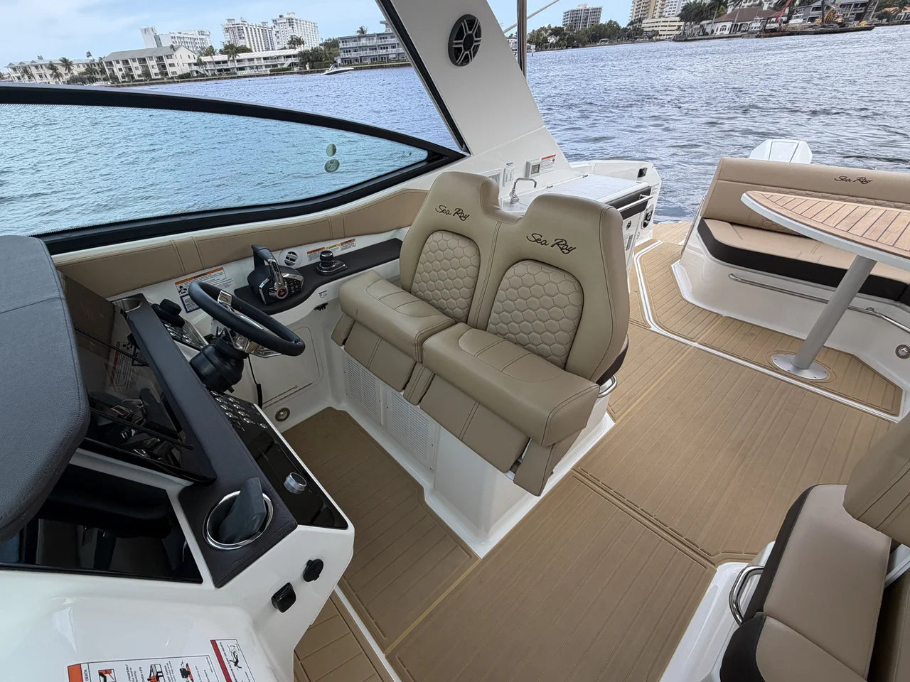 2026 Sea Ray Sundancer 320 Outboard 32.0 feet, Clearwater, Florida #30