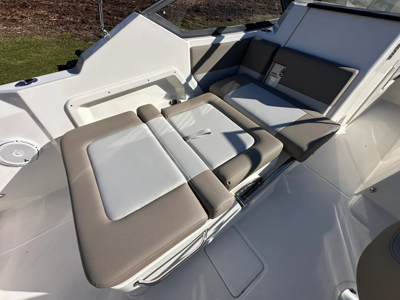 2025 Boston Whaler 210 Vantage 21.0 feet, Clearwater, Florida #16