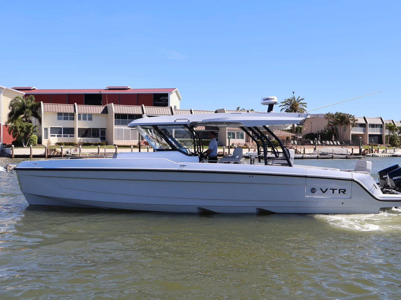 2026 Cruisers Yachts 38 VTR 38.0 feet, Clearwater, Florida #1