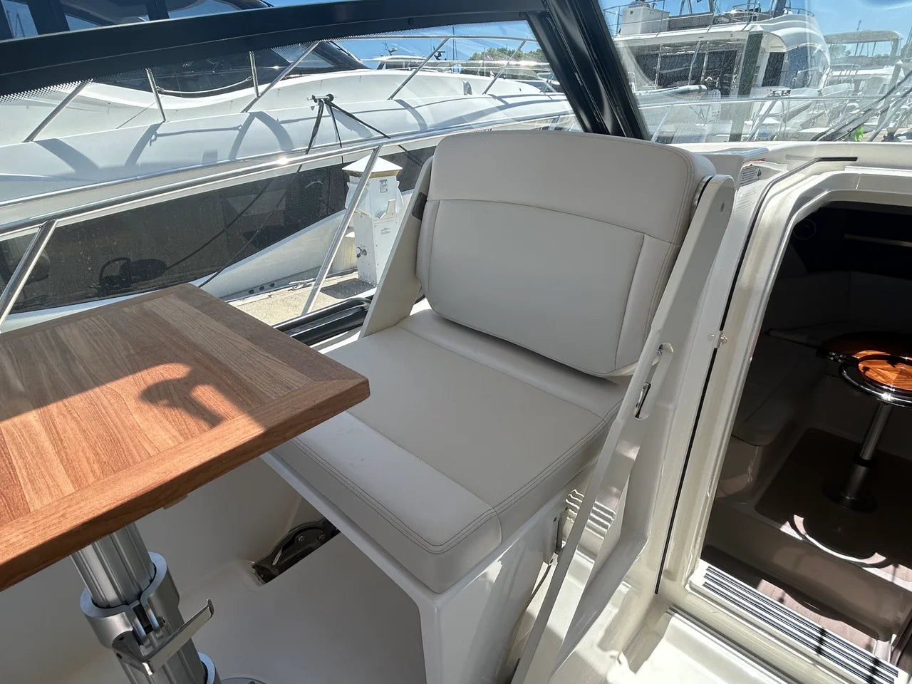 2026 Boston Whaler 325 Conquest 32.0 feet, Clearwater, Florida #28