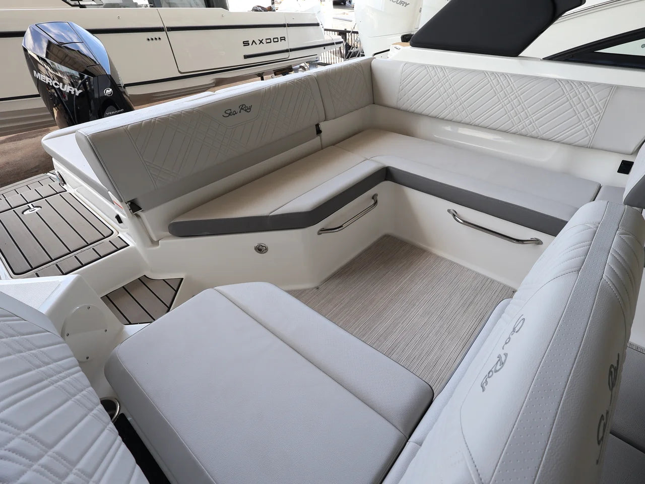 2026 Sea Ray SDX 250 Outboard 25.0 feet, Clearwater, Florida #12