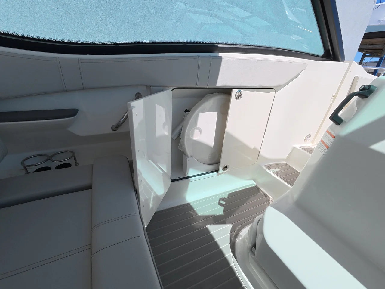 2026 Sea Ray Sundancer 320 Outboard 32.0 feet, Clearwater, Florida #24