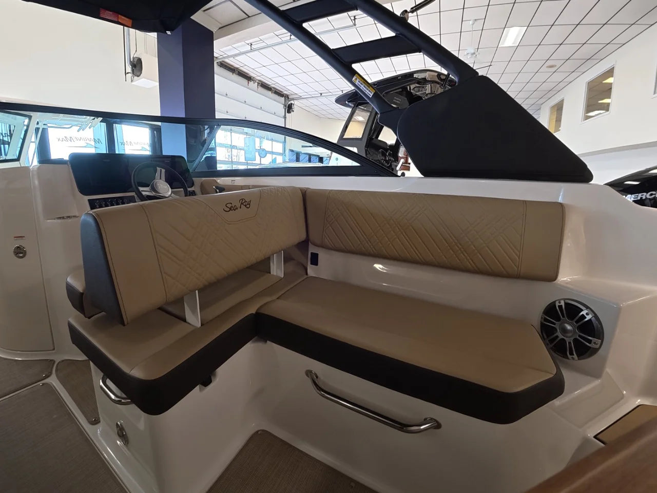 2026 Sea Ray SDX 270 Outboard 27.0 feet, Clearwater, Florida #17