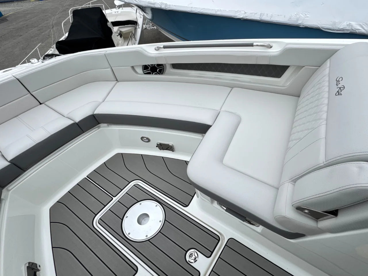 2026 Sea Ray SLX 310 Outboard 31.0 feet, Clearwater, Florida #42