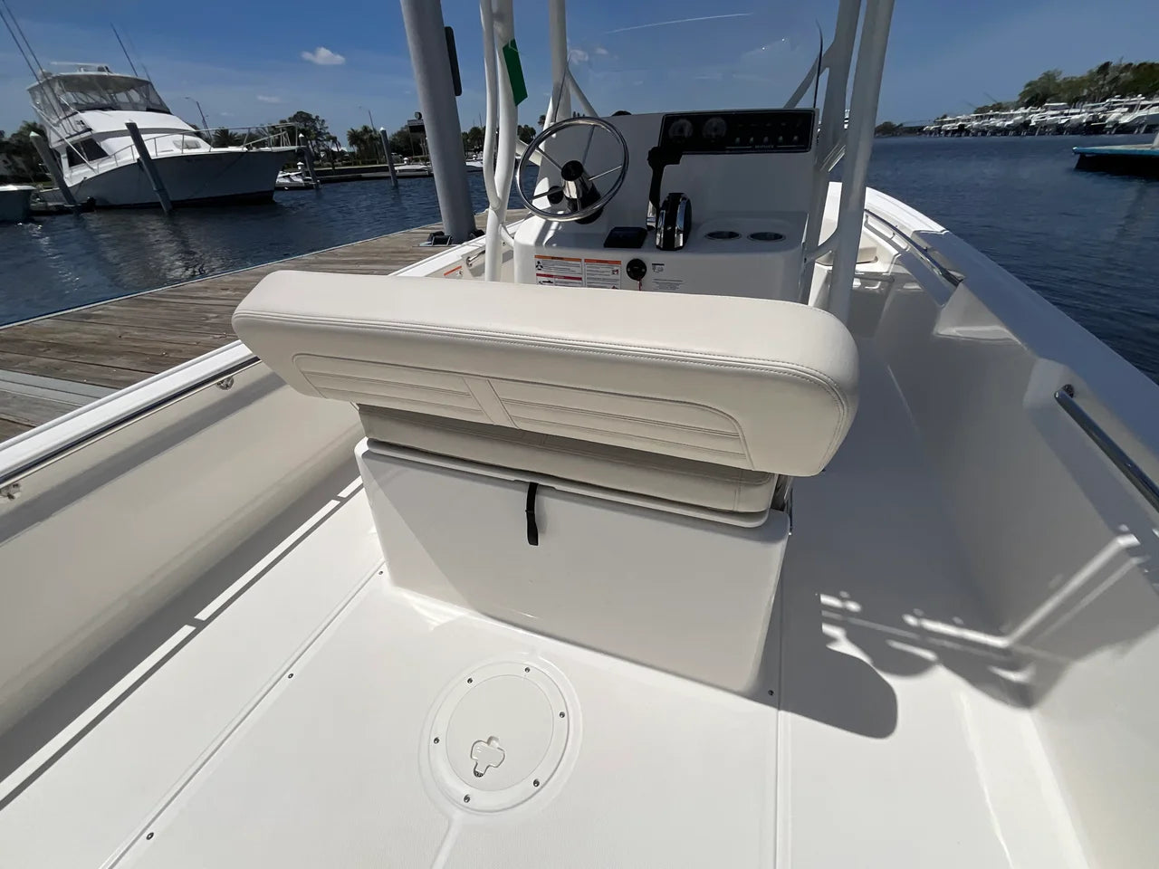 2026 Boston Whaler 190 Montauk 19.0 feet, Clearwater, Florida #8