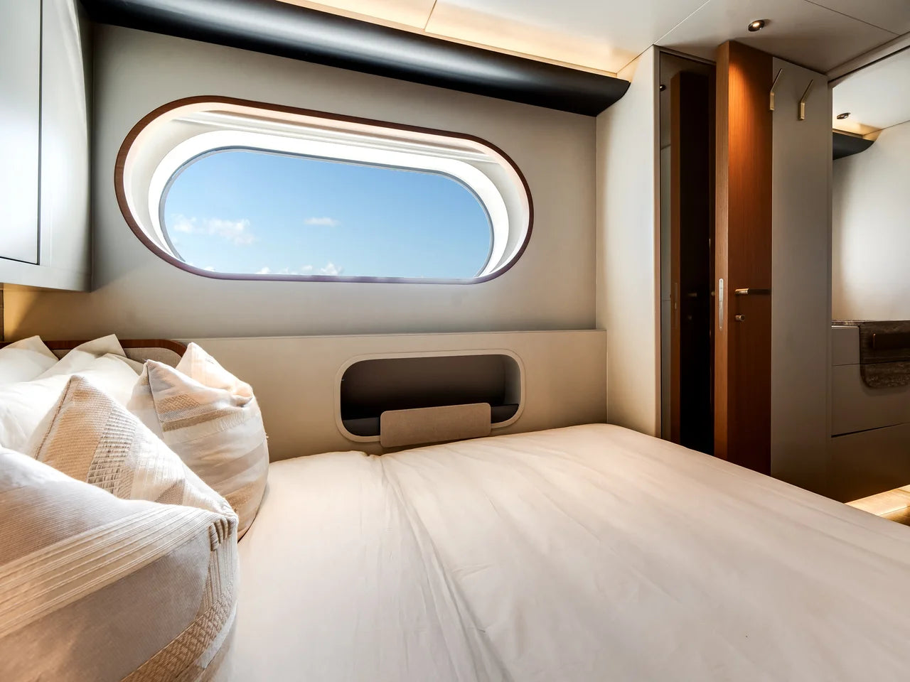 2026 Azimut Magellano 30M 95.0 feet, Clearwater, Florida #15