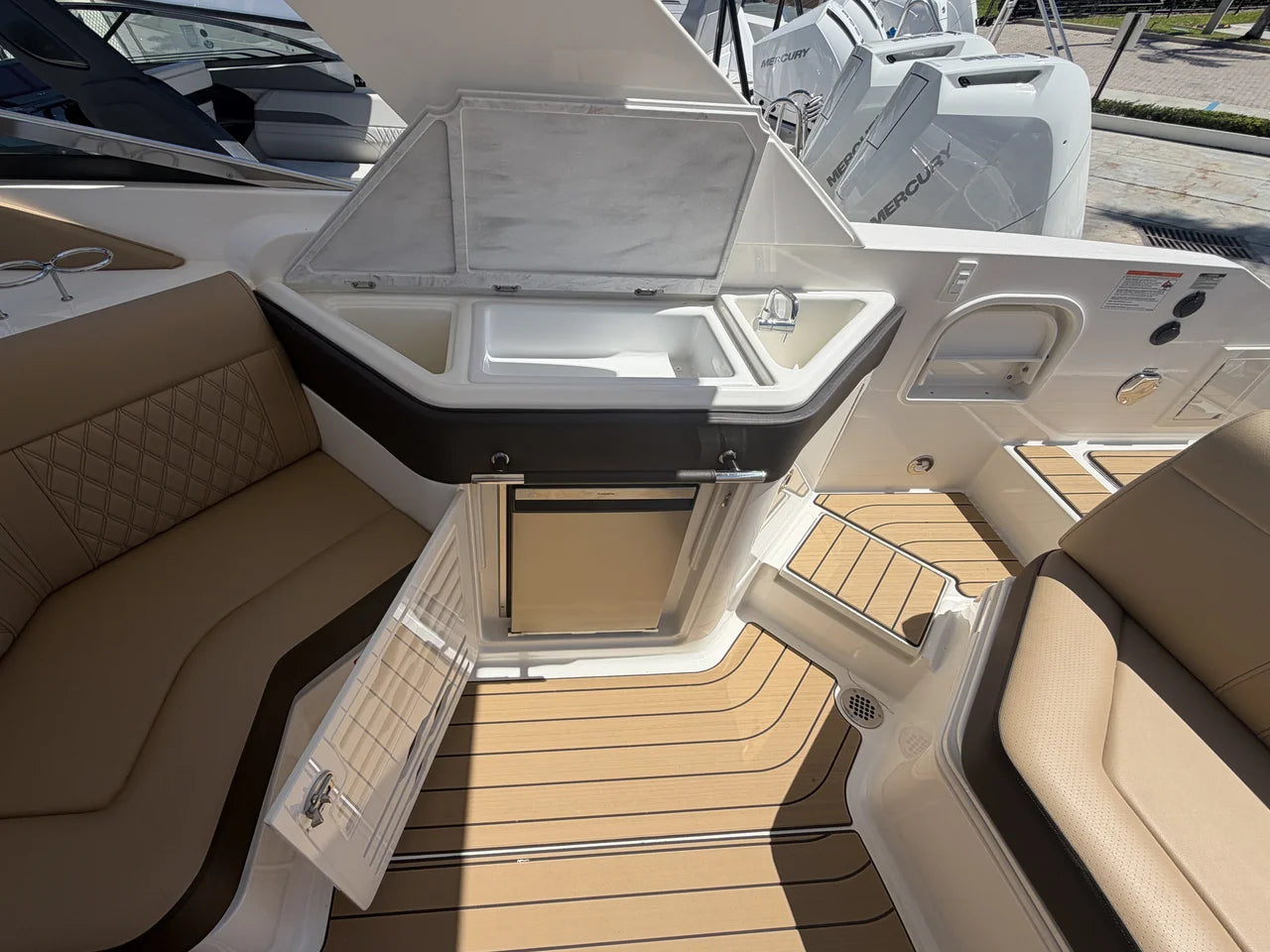 2026 Sea Ray SLX 310 Outboard 31.0 feet, Clearwater, Florida #16