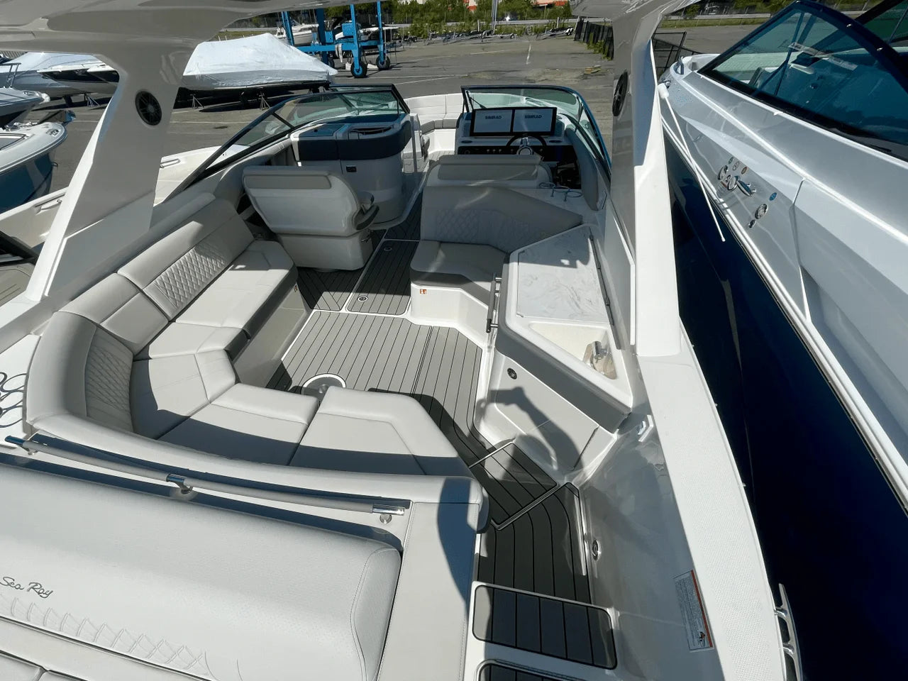 2026 Sea Ray SLX 310 Outboard 31.0 feet, Clearwater, Florida #6