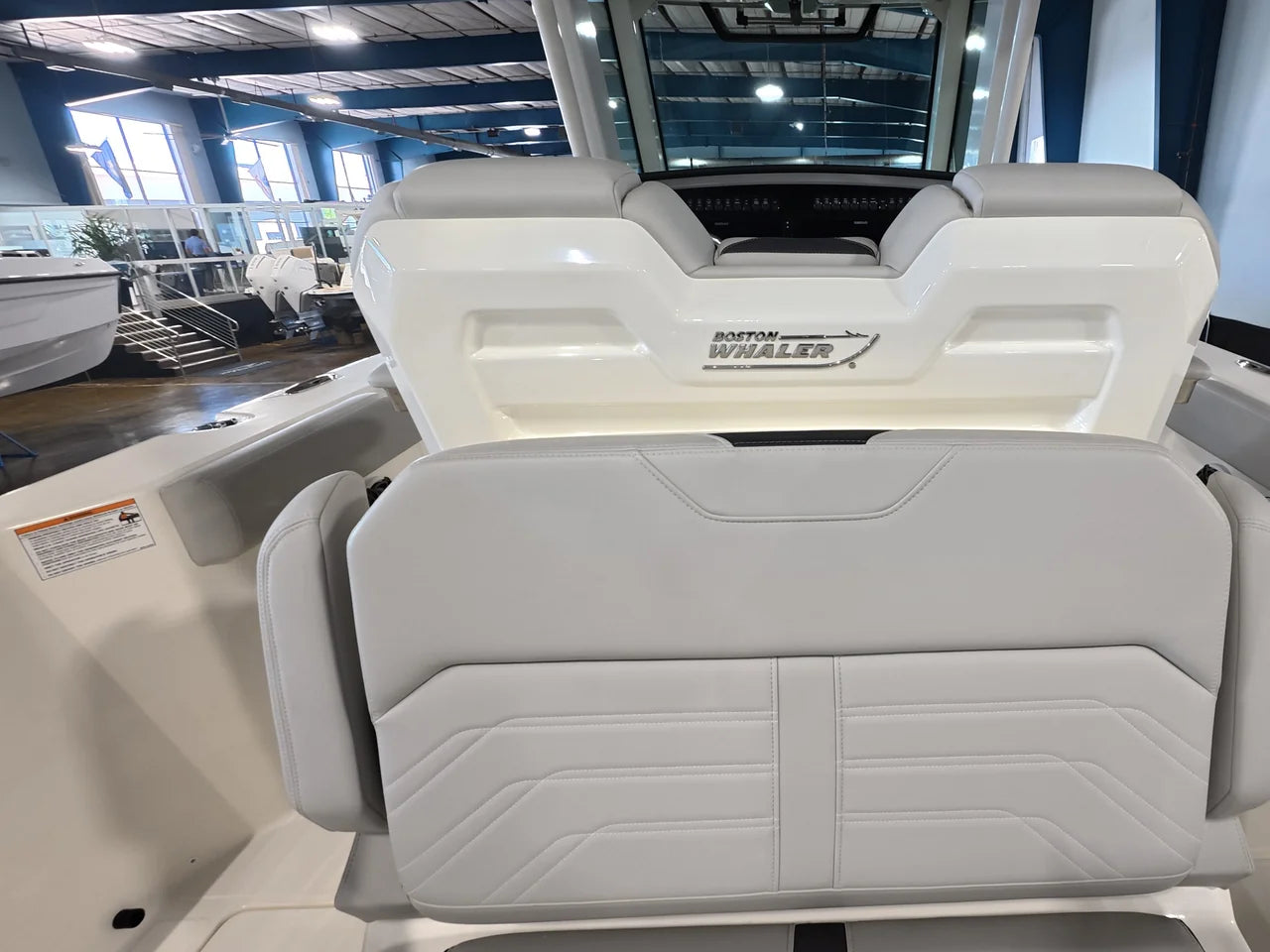 2026 Boston Whaler 330 Outrage 33.0 feet, Clearwater, Florida #9