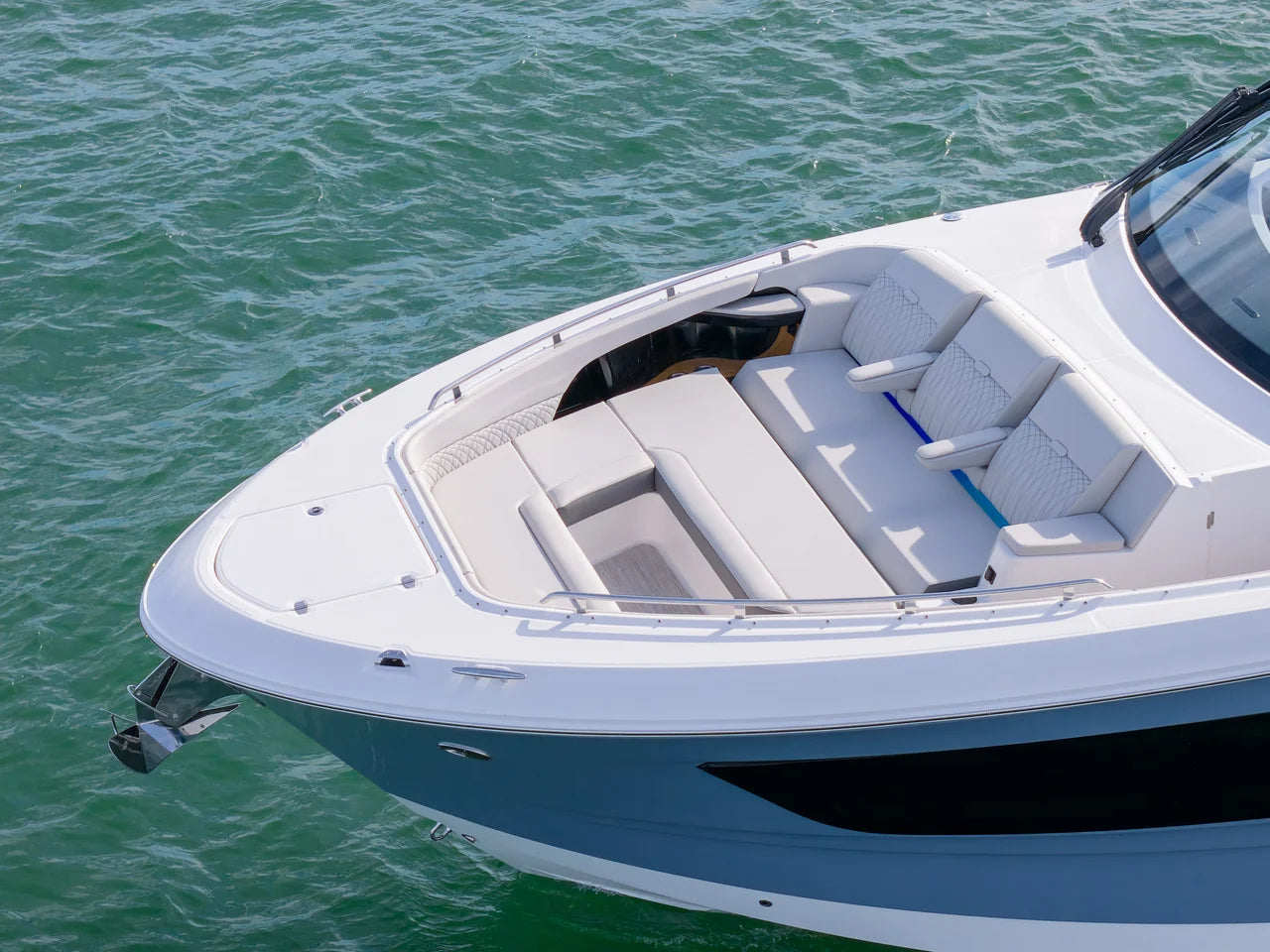 2026 Sea Ray Sundancer 370 Outboard 37.0 feet, Clearwater, Florida #7