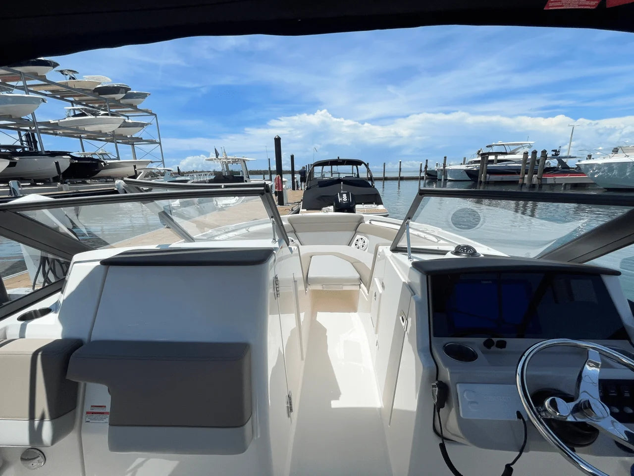 2025 Boston Whaler 210 Vantage 21.0 feet, Clearwater, Florida #26