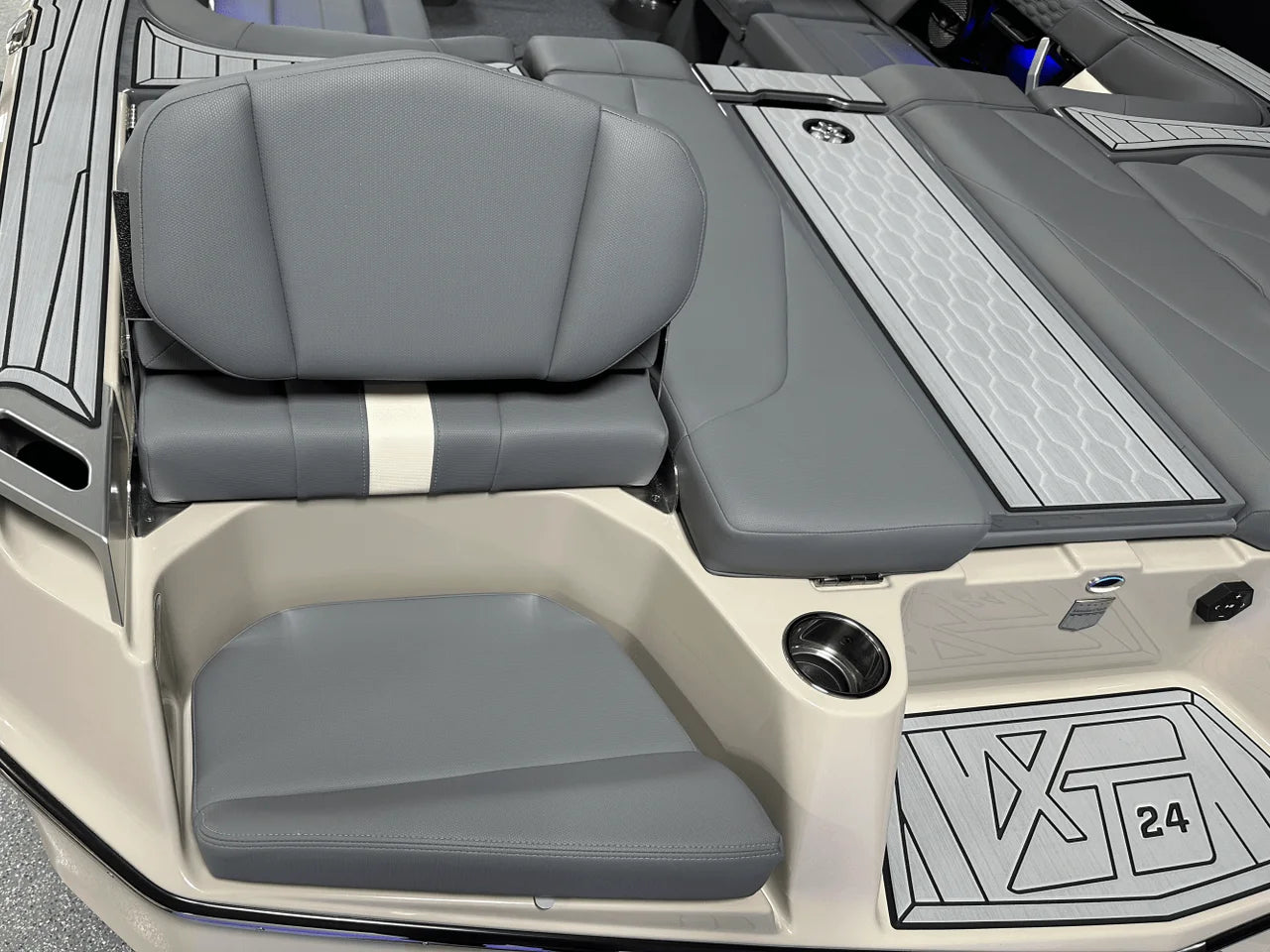 2025 Mastercraft XT24 24.0 feet, Clearwater, Florida #24