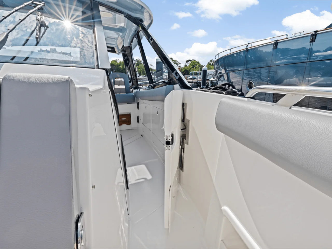 2025 Boston Whaler 380 Realm 38.0 feet, Clearwater, Florida #43