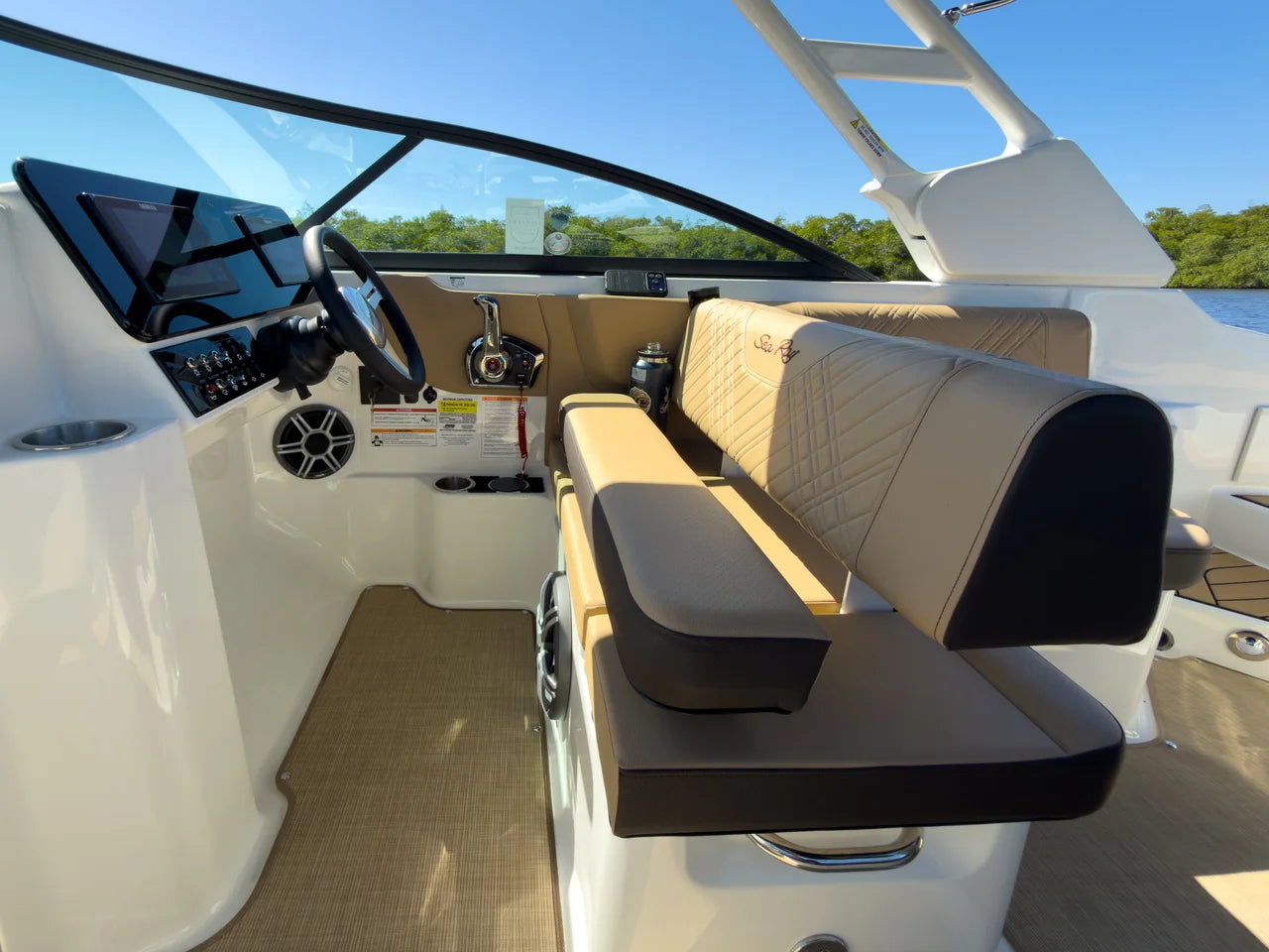 2026 Sea Ray SDX 250 Outboard 25.0 feet, Clearwater, Florida #14