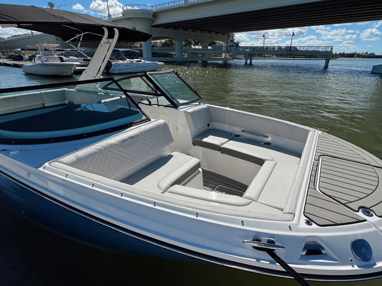2026 Sea Ray SDX 270 Outboard 27.0 feet, Clearwater, Florida #17