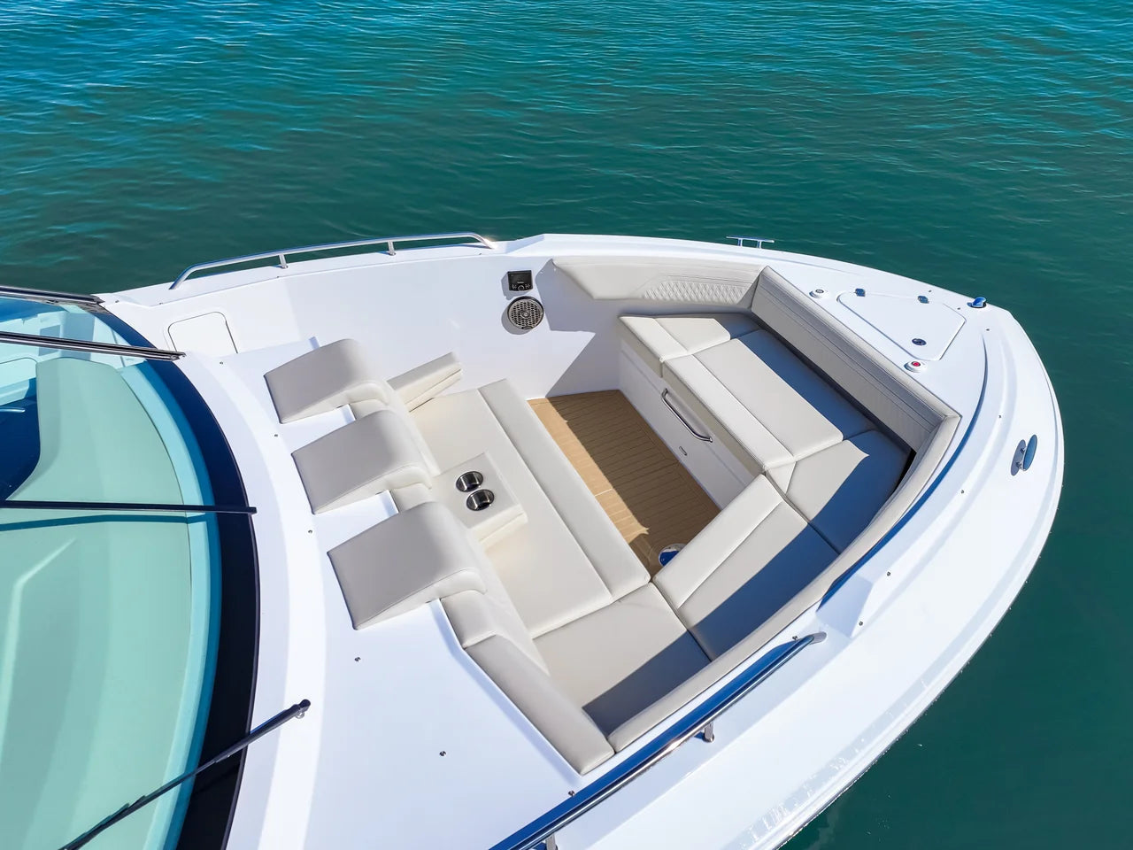 2026 Cruisers Yachts 38 GLS Outboard 38.0 feet, Clearwater, Florida #23