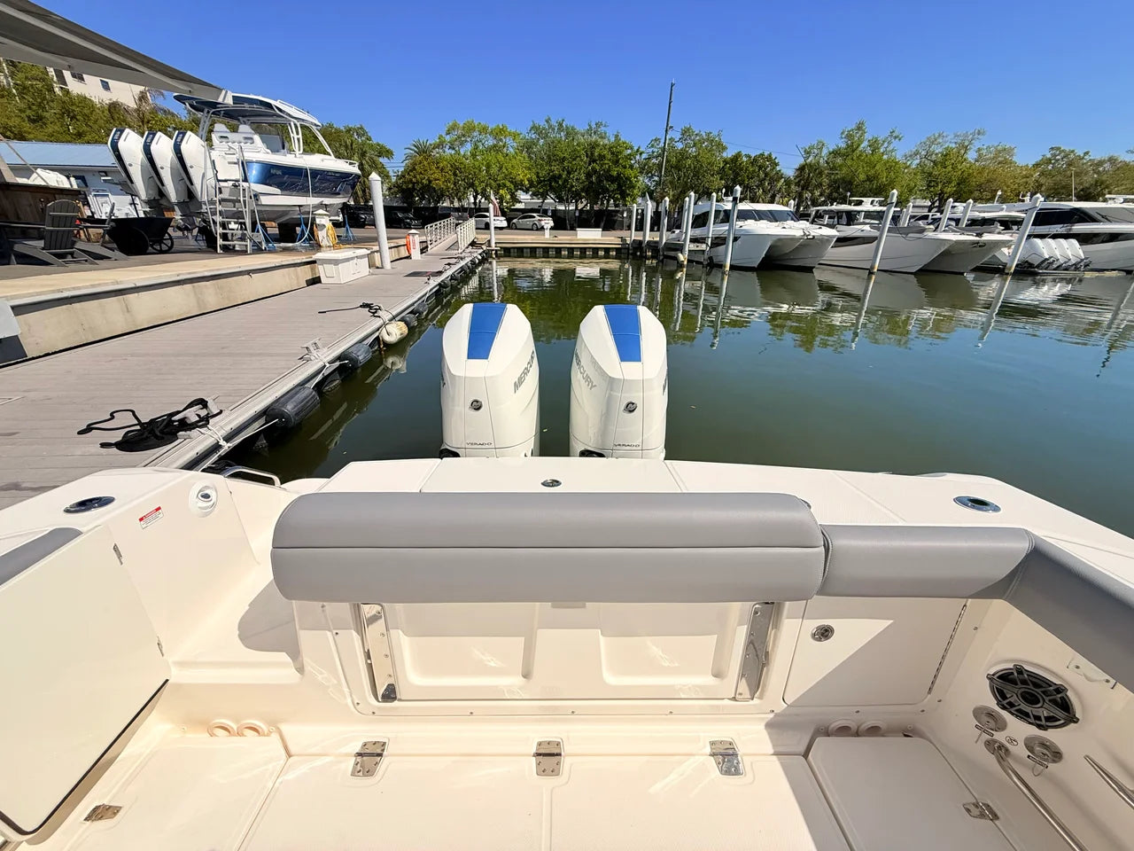 2026 Boston Whaler 330 Outrage 33.0 feet, Clearwater, Florida #48