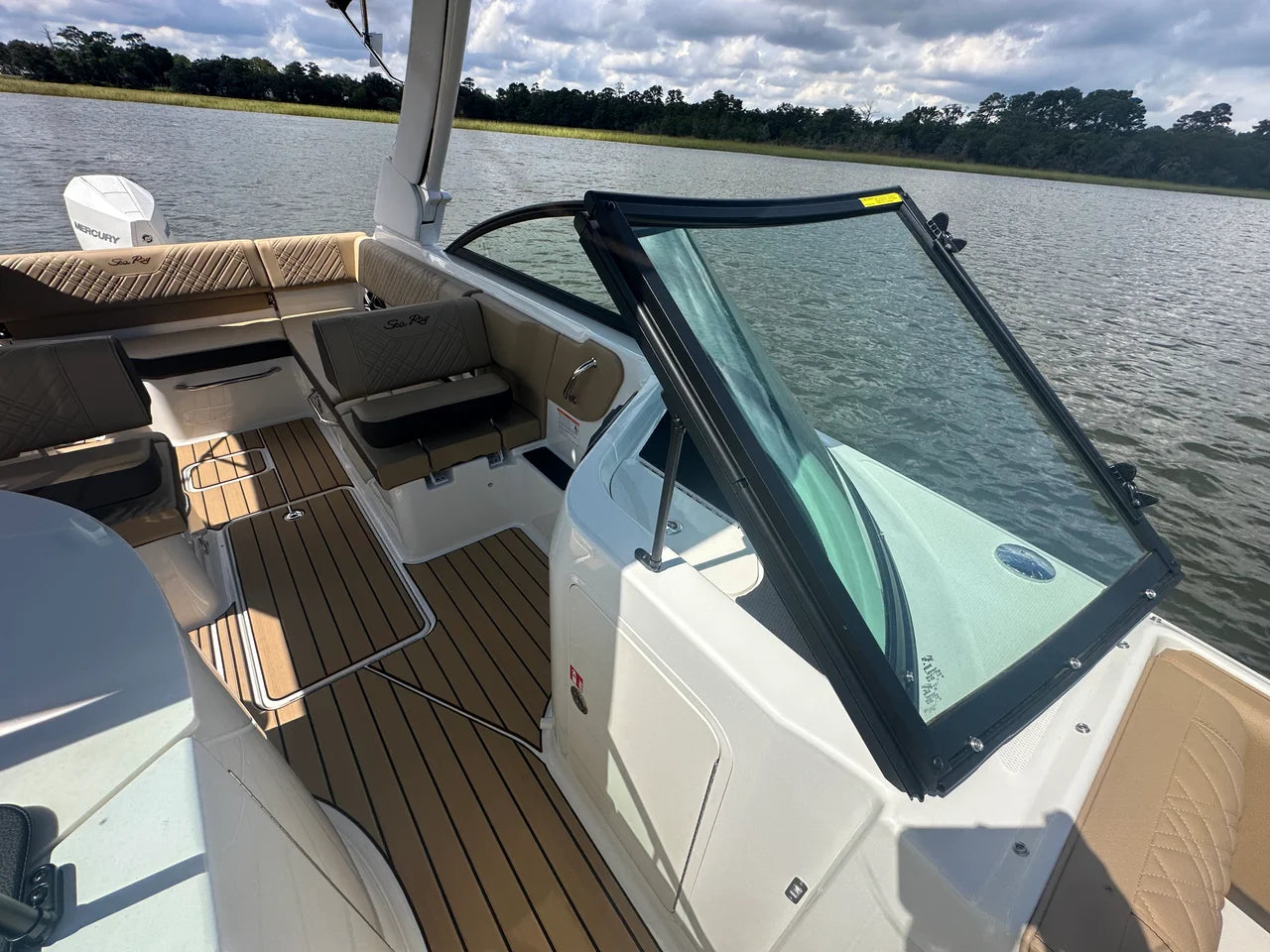 2026 Sea Ray SDX 250 Outboard 25.0 feet, Clearwater, Florida #16