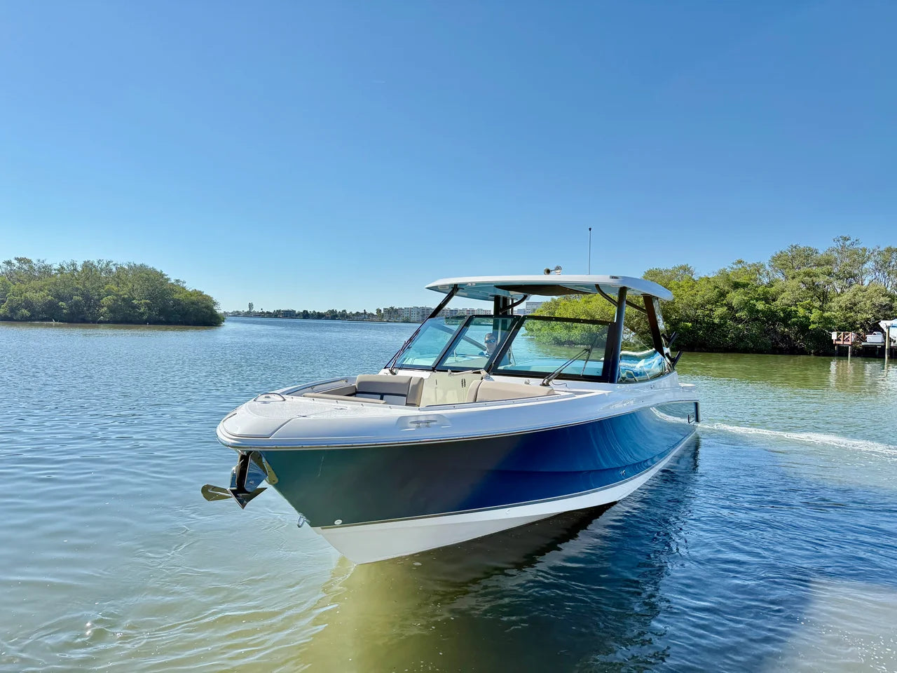 2026 Boston Whaler 330 Vantage 33.0 feet, Clearwater, Florida #22