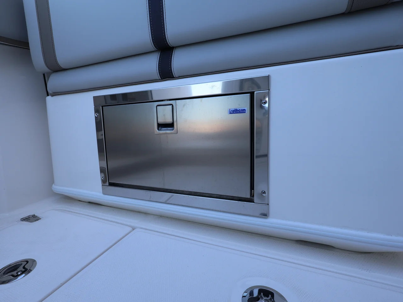 2026 Boston Whaler 330 Vantage 33.0 feet, Clearwater, Florida #47
