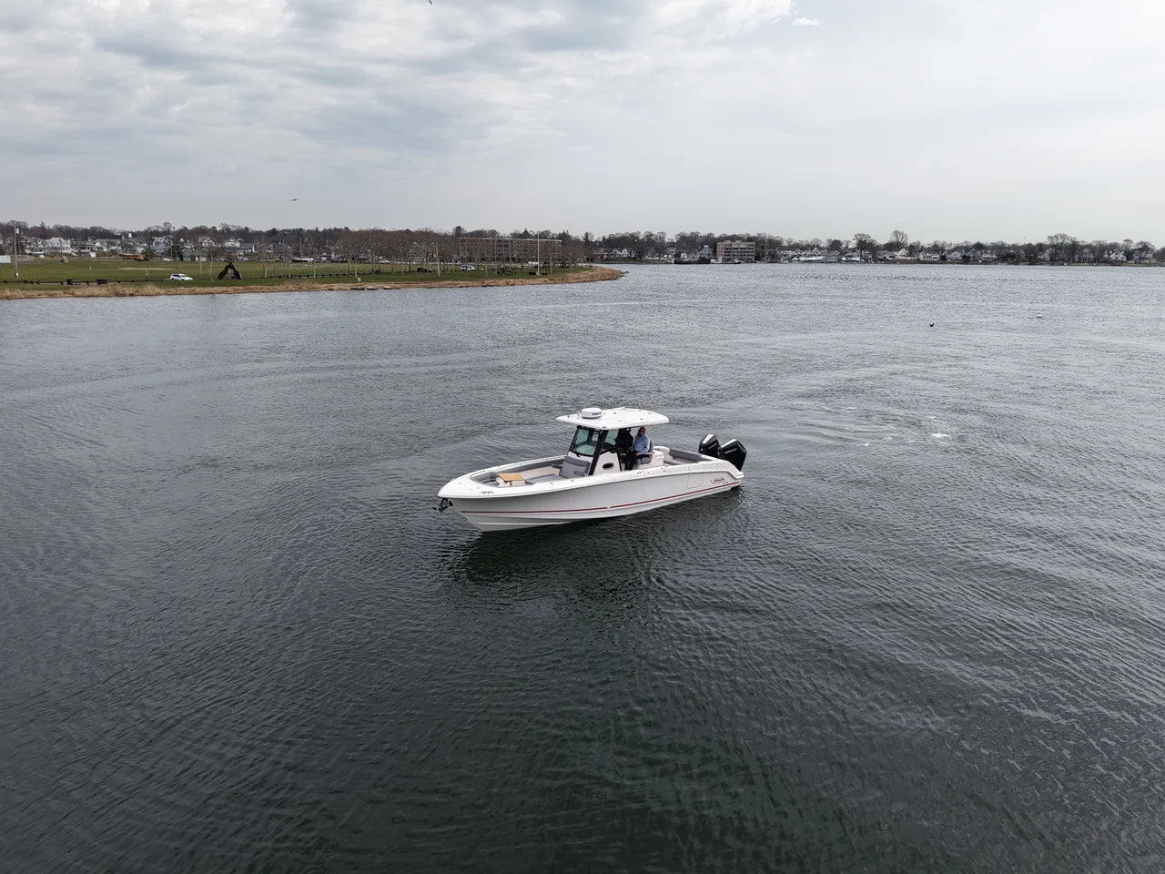 2026 Boston Whaler 330 Outrage 33.0 feet, Clearwater, Florida #5
