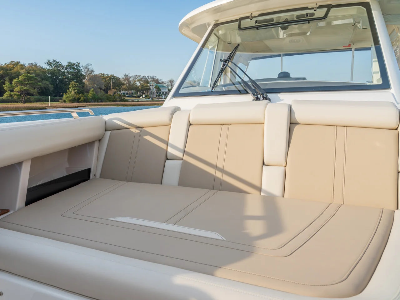 2026 Boston Whaler 350 Realm 35.0 feet, Clearwater, Florida #40