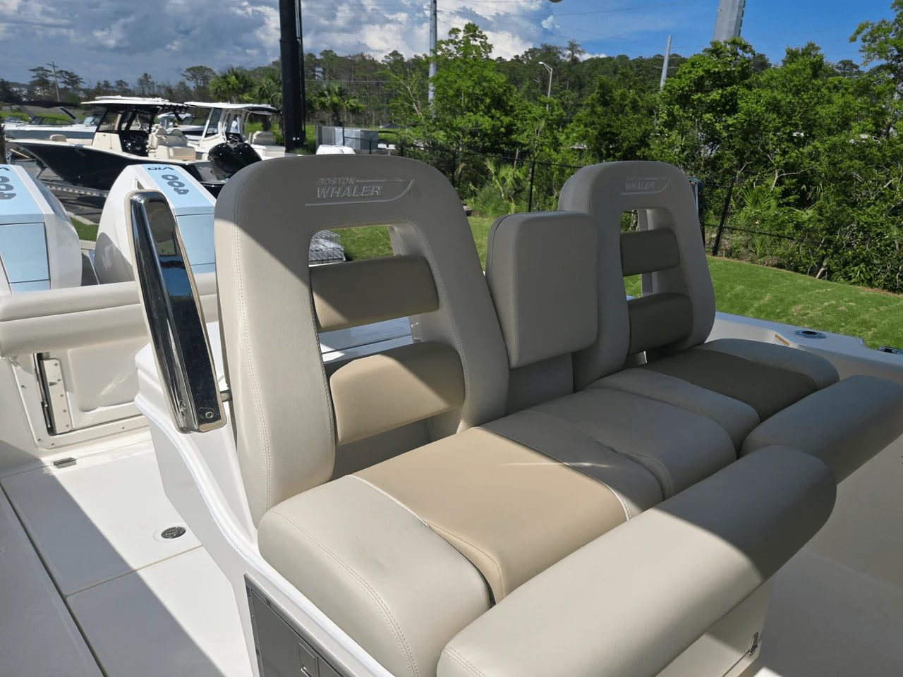 2025 Boston Whaler 330 Outrage 33.0 feet, Clearwater, Florida #18
