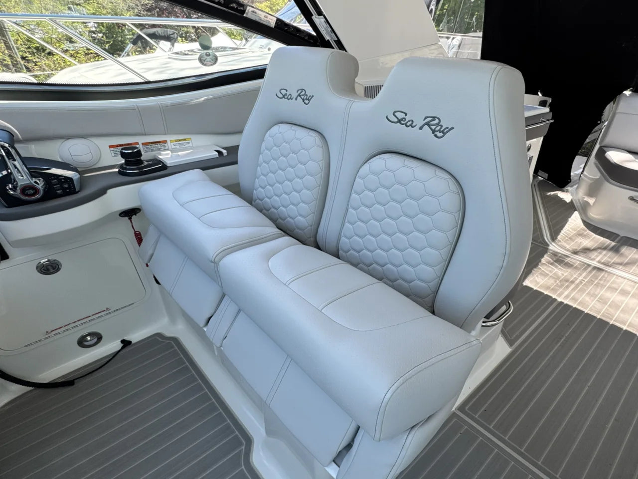 2026 Sea Ray Sundancer 320 Outboard 32.0 feet, Clearwater, Florida #26
