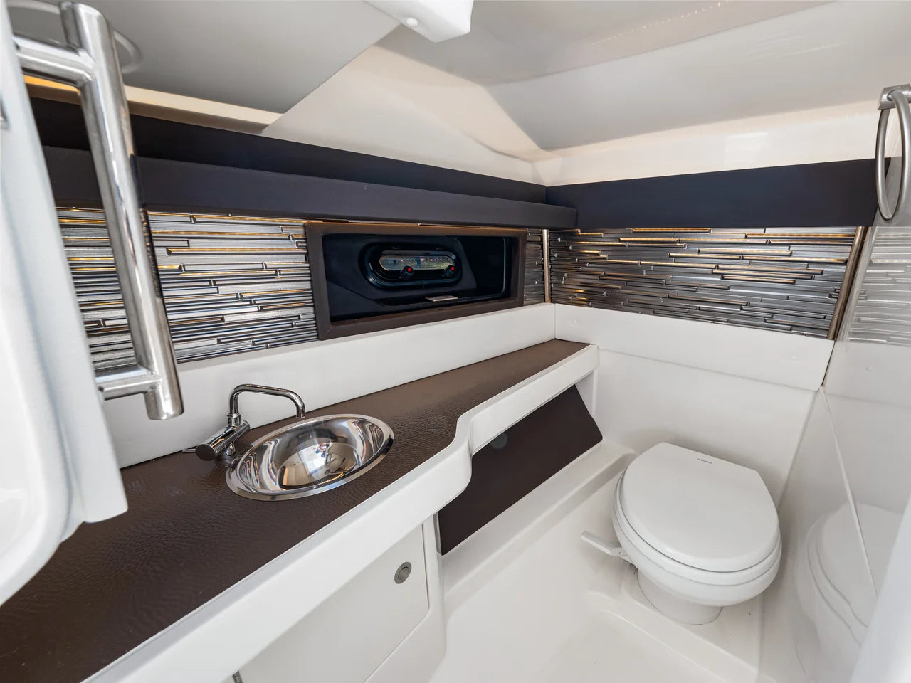 2026 Sea Ray SLX 310 Outboard 31.0 feet, Clearwater, Florida #40