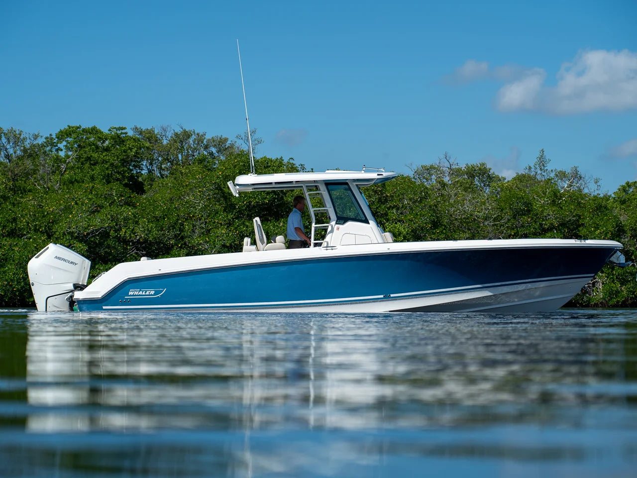 2026 Boston Whaler 330 Outrage 33.0 feet, Clearwater, Florida #31