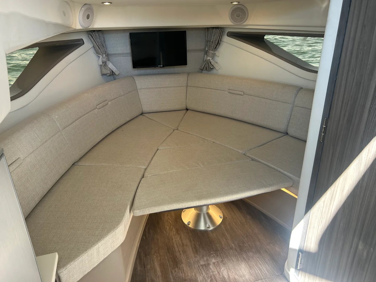 2026 Sea Ray Sundancer 320 Outboard 32.0 feet, Clearwater, Florida #29
