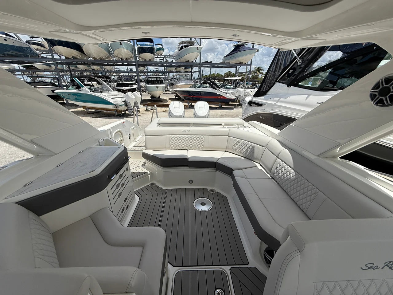 2026 Sea Ray SLX 310 Outboard 31.0 feet, Clearwater, Florida #14