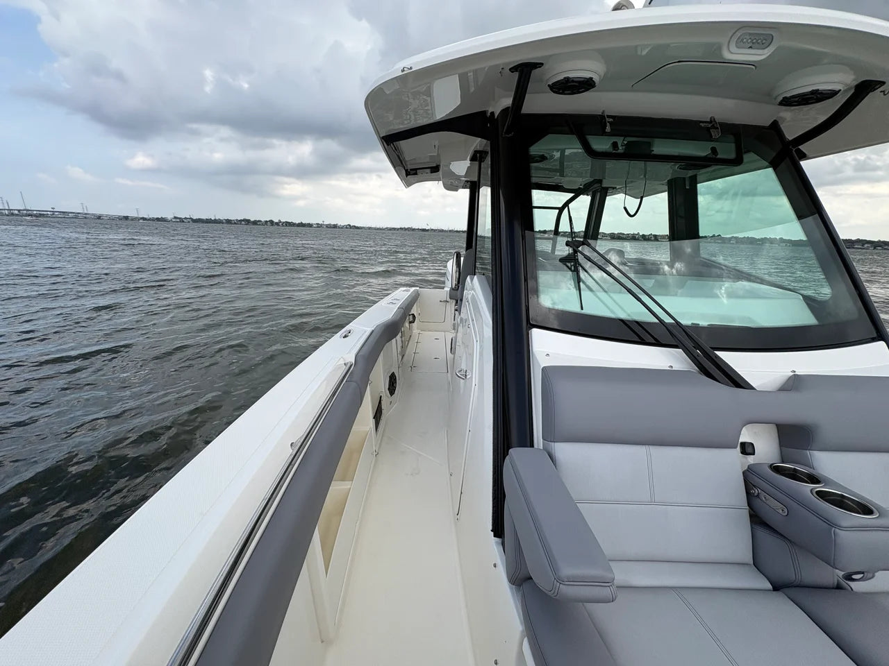 2026 Boston Whaler 360 Outrage 36.0 feet, Clearwater, Florida #48