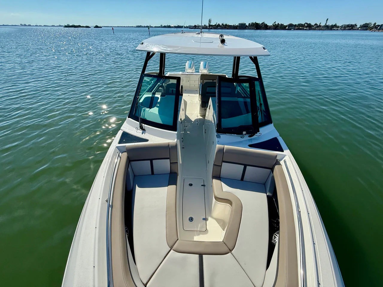 2026 Boston Whaler 330 Vantage 33.0 feet, Clearwater, Florida #64