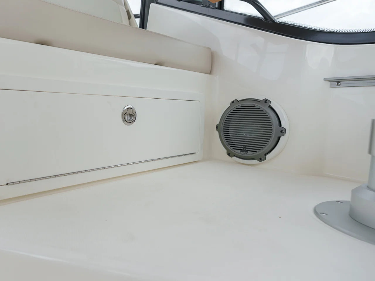 2026 Boston Whaler 325 Conquest 32.0 feet, Clearwater, Florida #47