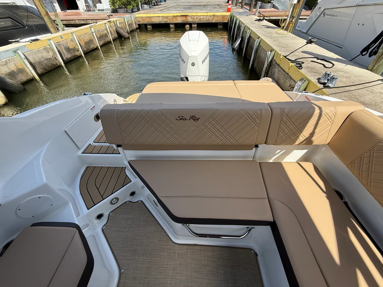 2026 Sea Ray SDX 250 Outboard 25.0 feet, Clearwater, Florida #11