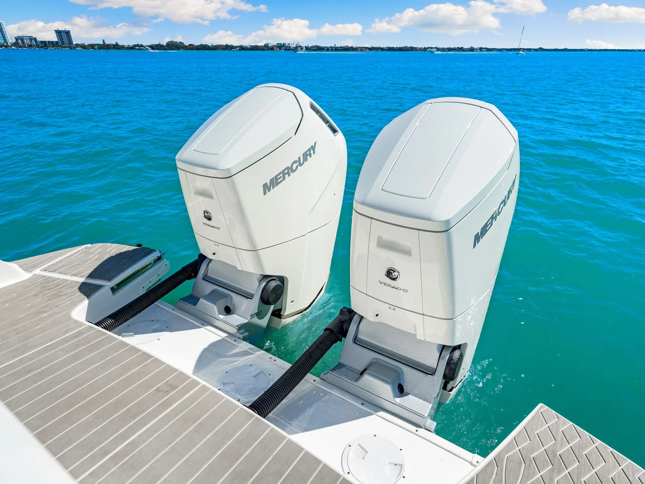 2026 Sea Ray Sundancer 370 Outboard 37.0 feet, Clearwater, Florida #40