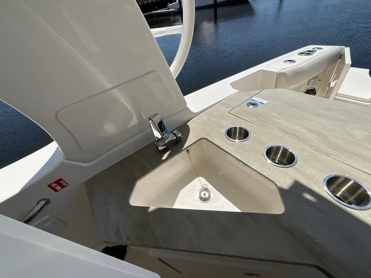 2026 Boston Whaler 350 Realm 35.0 feet, Clearwater, Florida #19