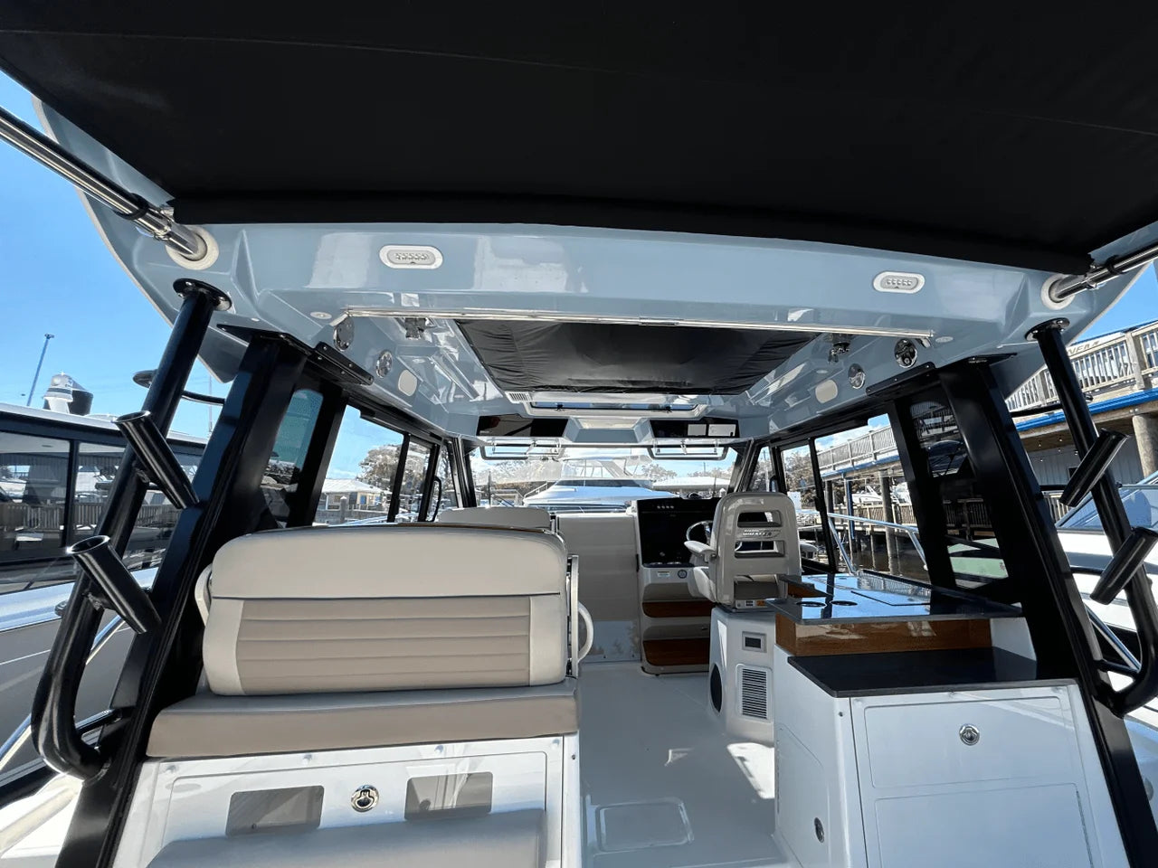 2025 Boston Whaler 365 Conquest 36.0 feet, Clearwater, Florida #68