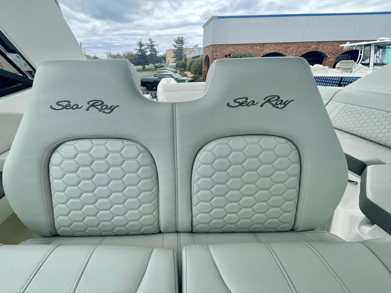 2026 Sea Ray Sundancer 320 Outboard 32.0 feet, Clearwater, Florida #13