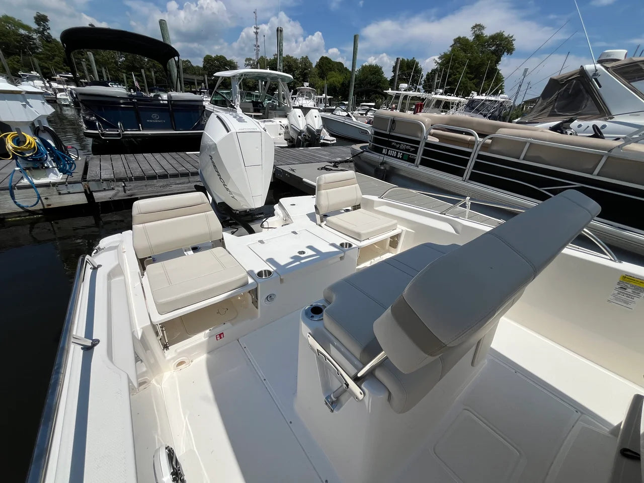 2026 Boston Whaler 250 Dauntless 25.0 feet, Clearwater, Florida #13