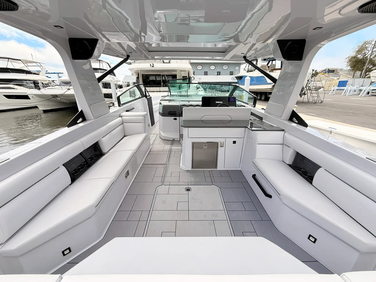 2025 Aviara AV40 Outboard 40.0 feet, Clearwater, Florida #26